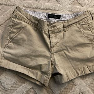 Aeropostale size 2 khaki shorts